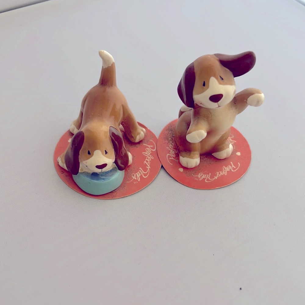 Perfect Pals Vintage Basset Hound Dog Figurines #405003 & #405001 Cute!